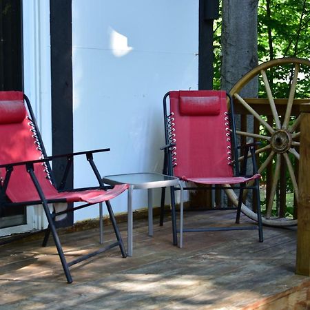 Quiet And Comfy 3Bed/2Bath - Chalet With Hot Tub. Cedar Exteriör bild