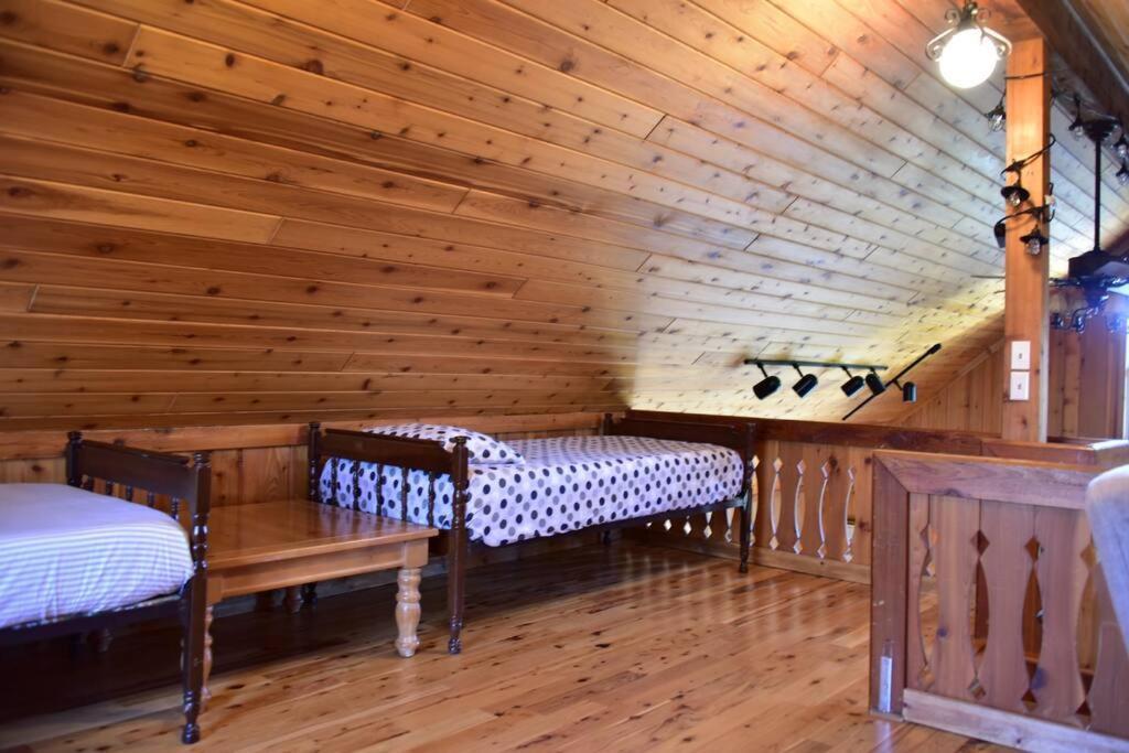 Quiet And Comfy 3Bed/2Bath - Chalet With Hot Tub. Cedar Exteriör bild