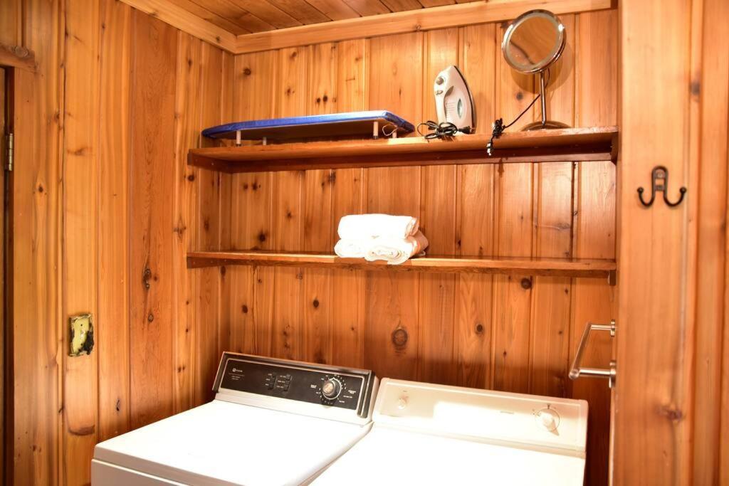 Quiet And Comfy 3Bed/2Bath - Chalet With Hot Tub. Cedar Exteriör bild