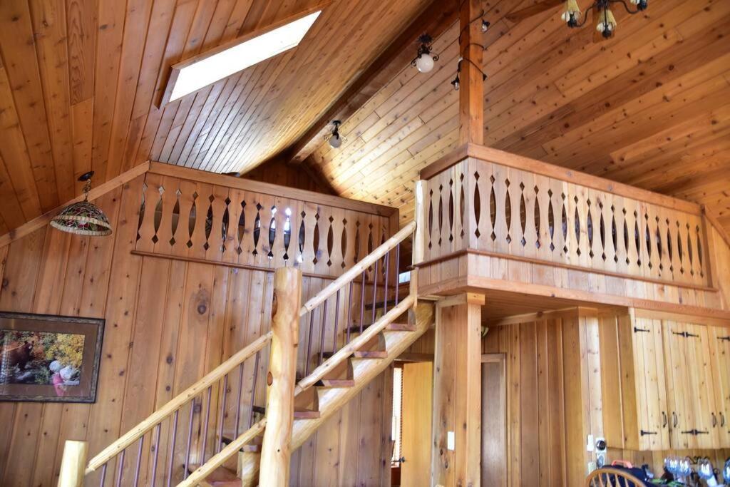 Quiet And Comfy 3Bed/2Bath - Chalet With Hot Tub. Cedar Exteriör bild