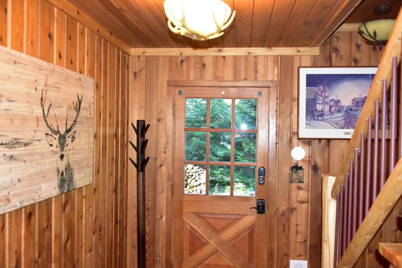 Quiet And Comfy 3Bed/2Bath - Chalet With Hot Tub. Cedar Exteriör bild